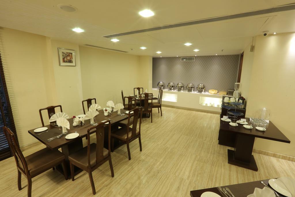 Five Elements Hotels Delhi- North Avenue Ню Делхи Екстериор снимка