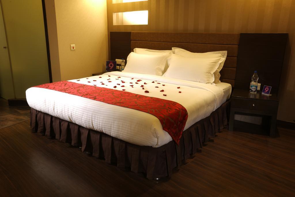 Five Elements Hotels Delhi- North Avenue Ню Делхи Стая снимка