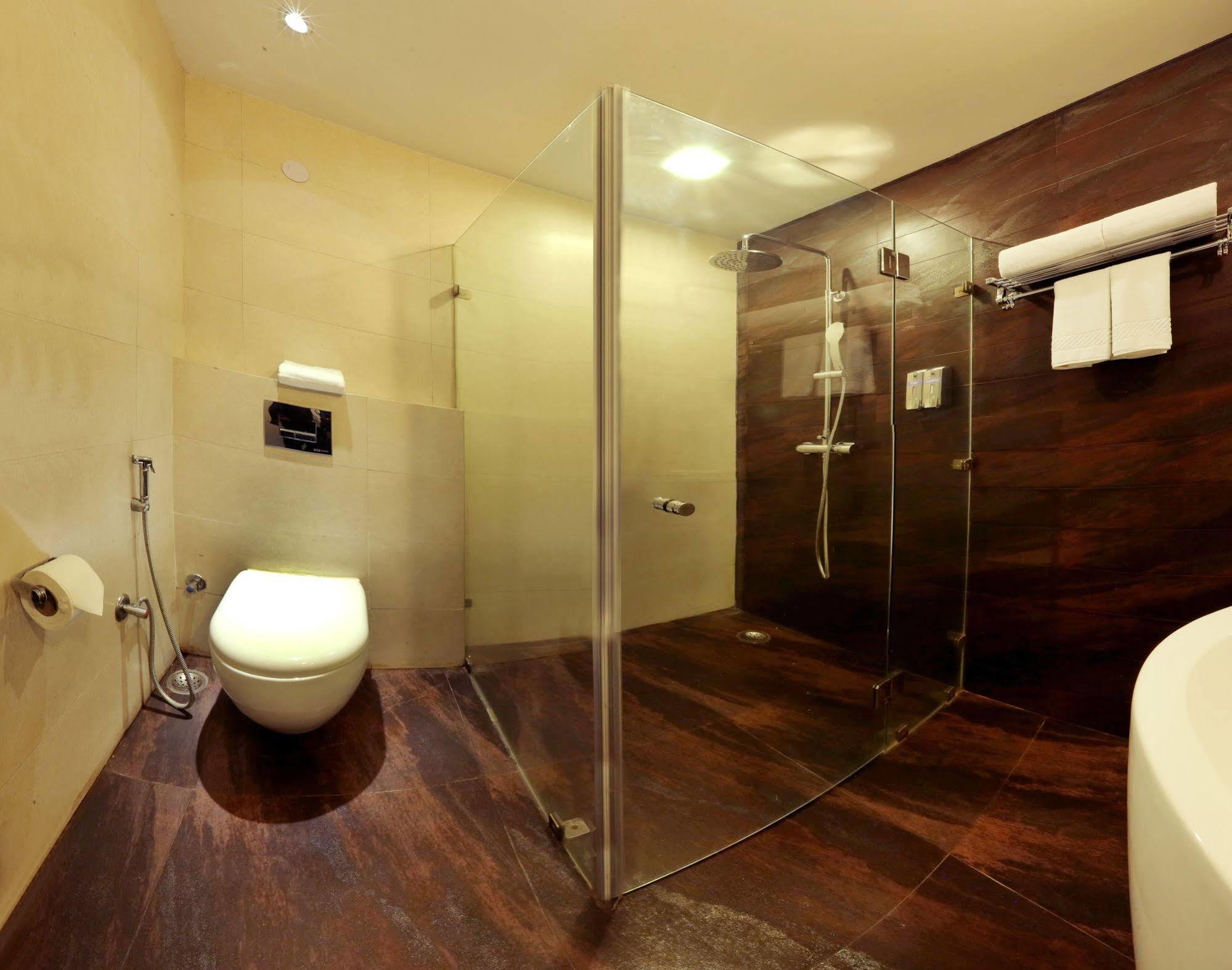 Five Elements Hotels Delhi- North Avenue Ню Делхи Екстериор снимка