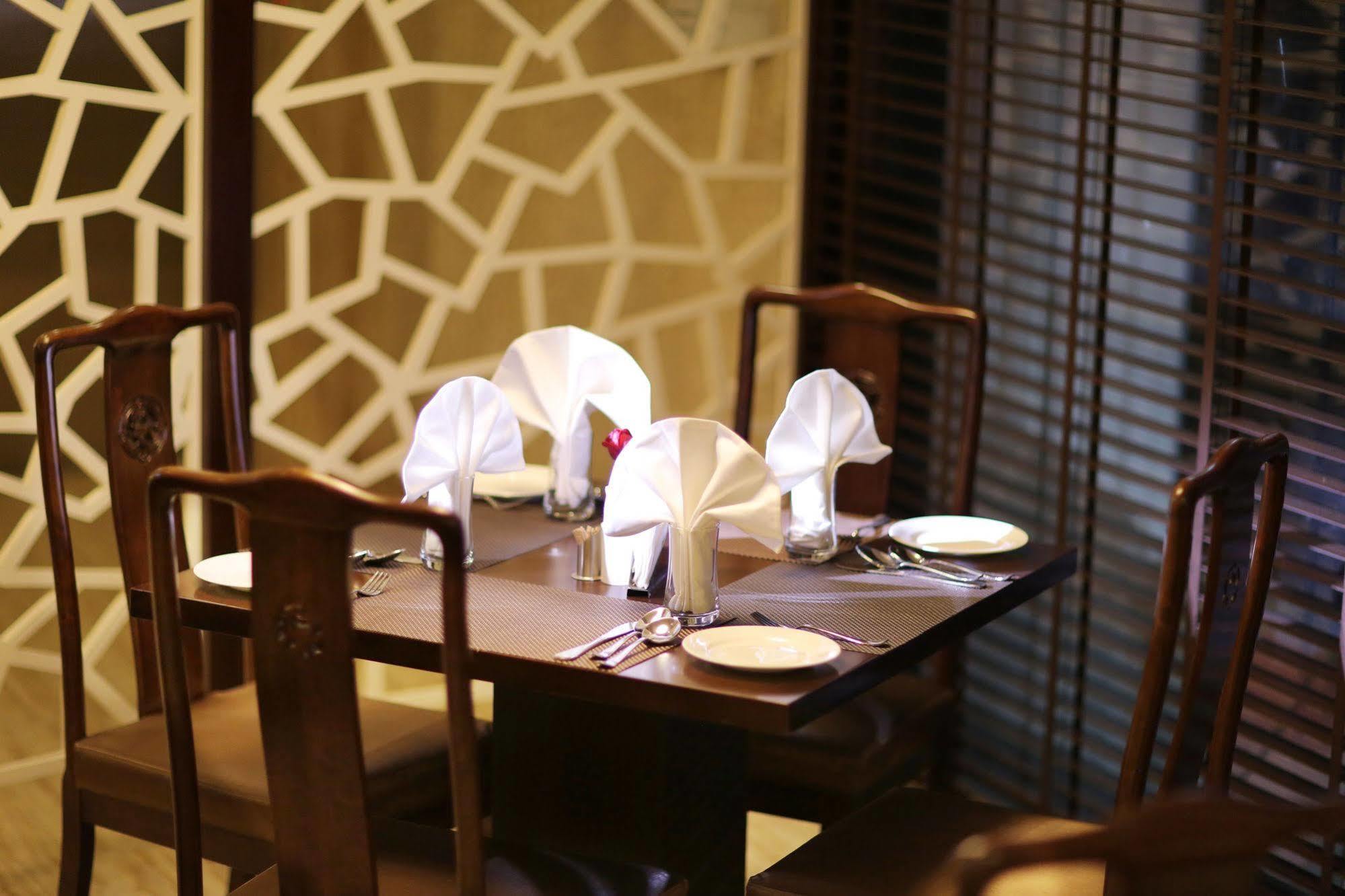 Five Elements Hotels Delhi- North Avenue Ню Делхи Екстериор снимка